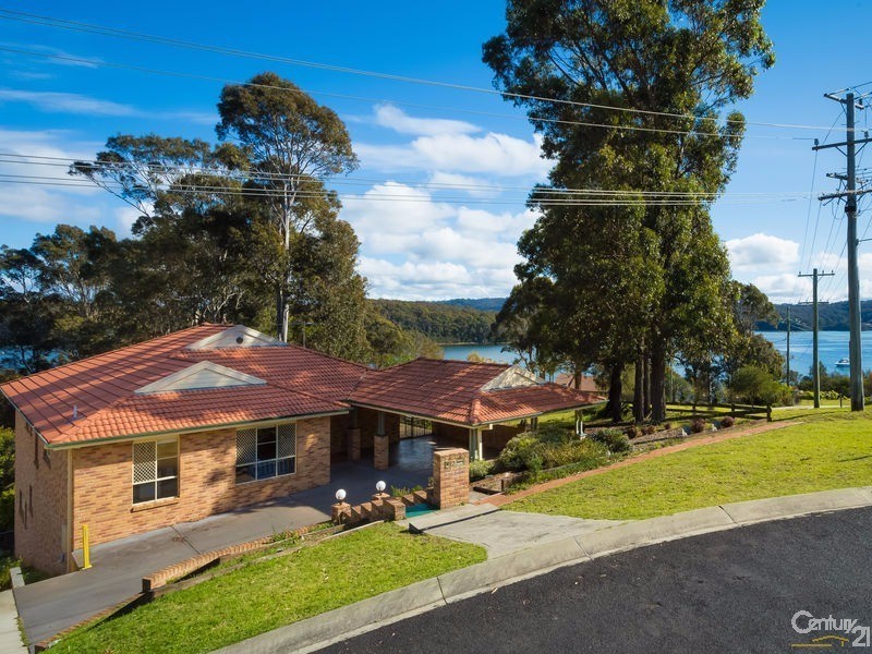 2 Gareth Avenue, Narooma NSW 2546