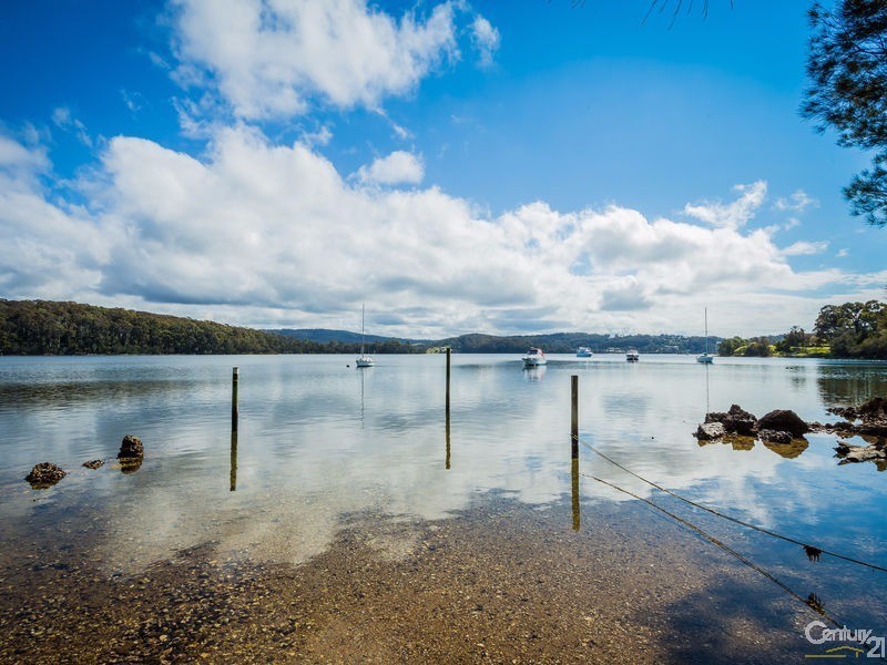 2 Gareth Avenue, Narooma NSW 2546