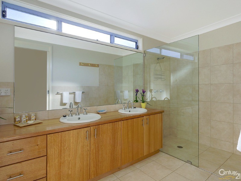 20 Sunnyside Crescent, Kianga NSW 2546