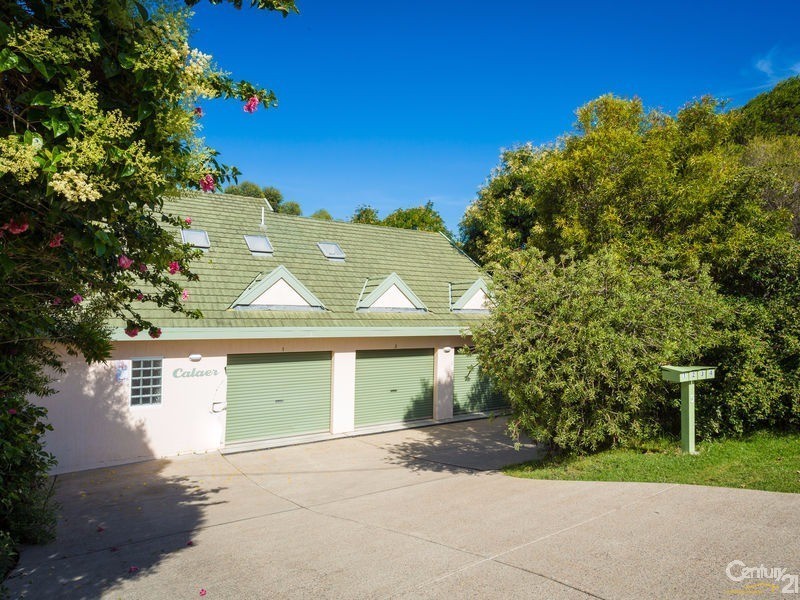 2/5 Angle Street, Narooma NSW 2546