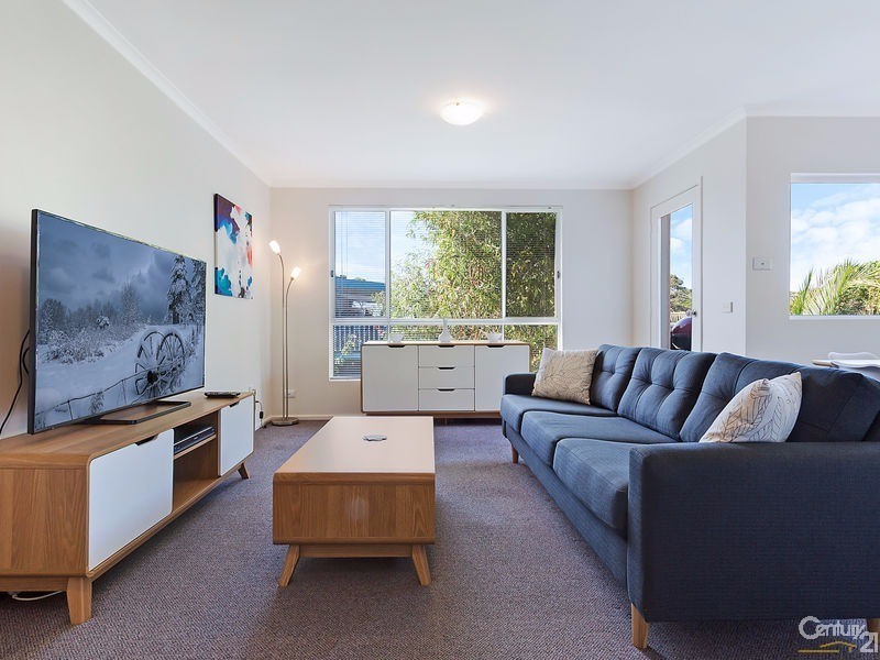 2/5 Angle Street, Narooma NSW 2546