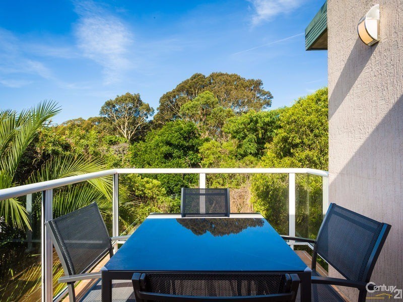 2/5 Angle Street, Narooma NSW 2546