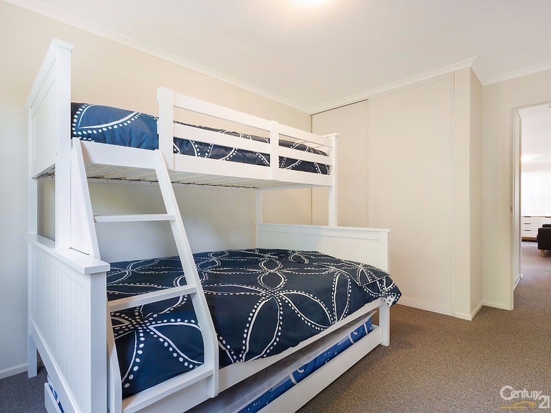 2/5 Angle Street, Narooma NSW 2546