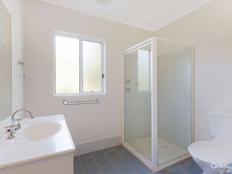 2/5 Angle Street, Narooma NSW 2546