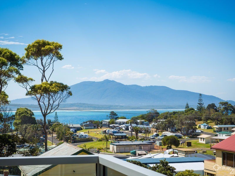 6 Murunna Street, Bermagui NSW 2546