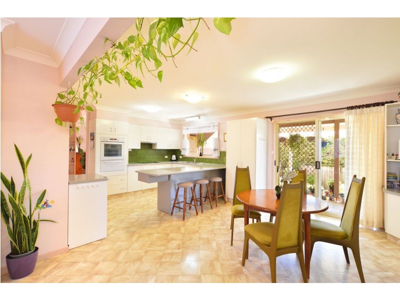 18 Sunset Boulevard, Kianga NSW 2546