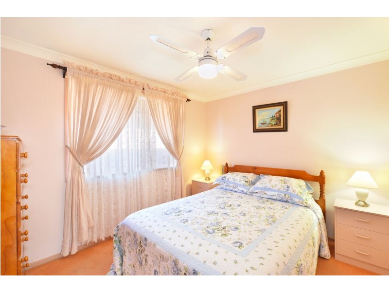 18 Sunset Boulevard, Kianga NSW 2546