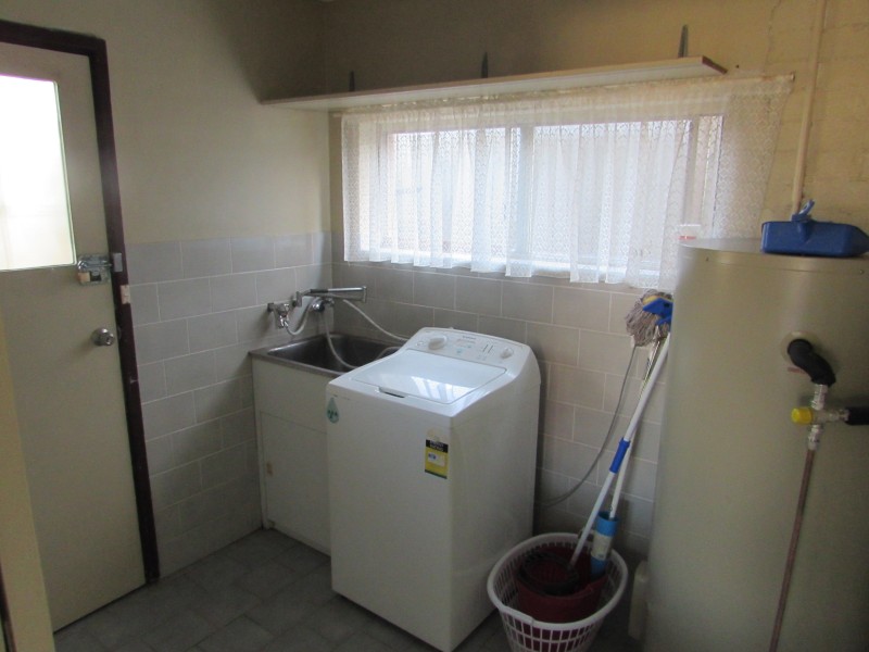 21 Viewhill Road (Downstairs flat), Kianga NSW 2546