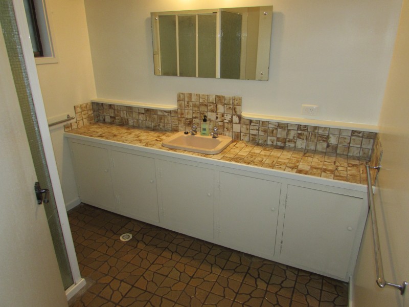 11 Flower Cct, Akolele NSW 2546