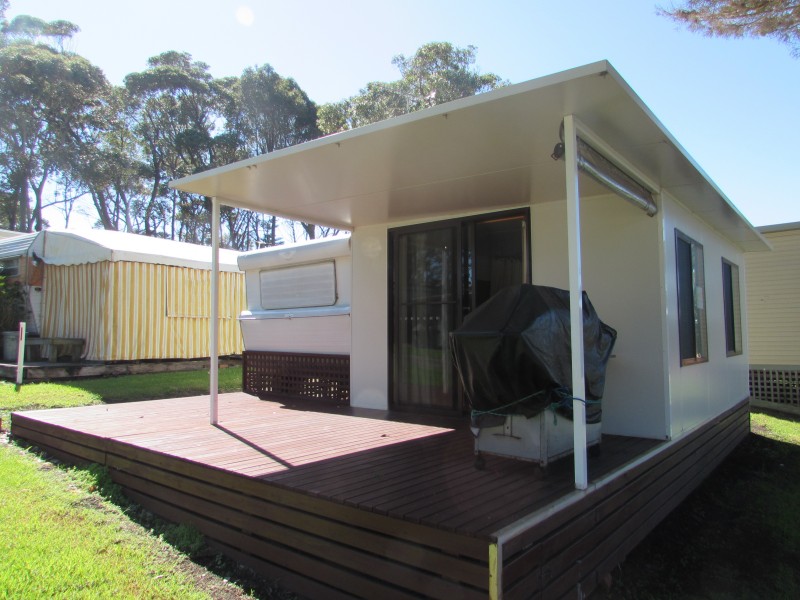 Site 42 Surfbeach Caravan Park, Narooma NSW 2546