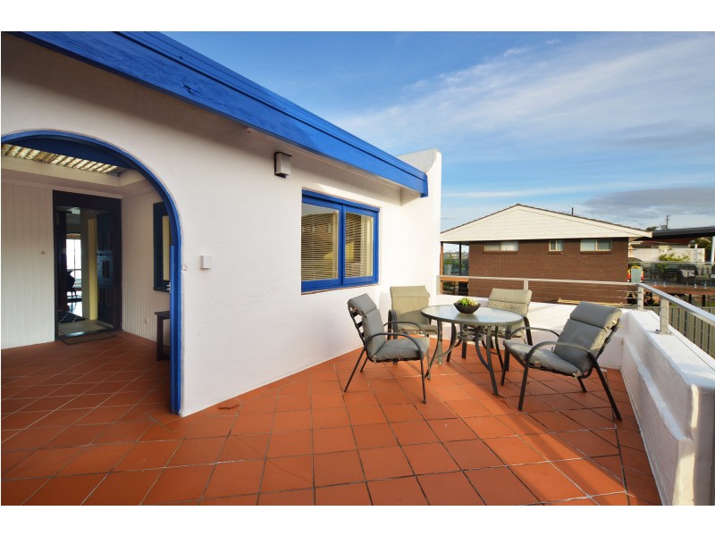 73 Dalmeny Drive, Kianga NSW 2546