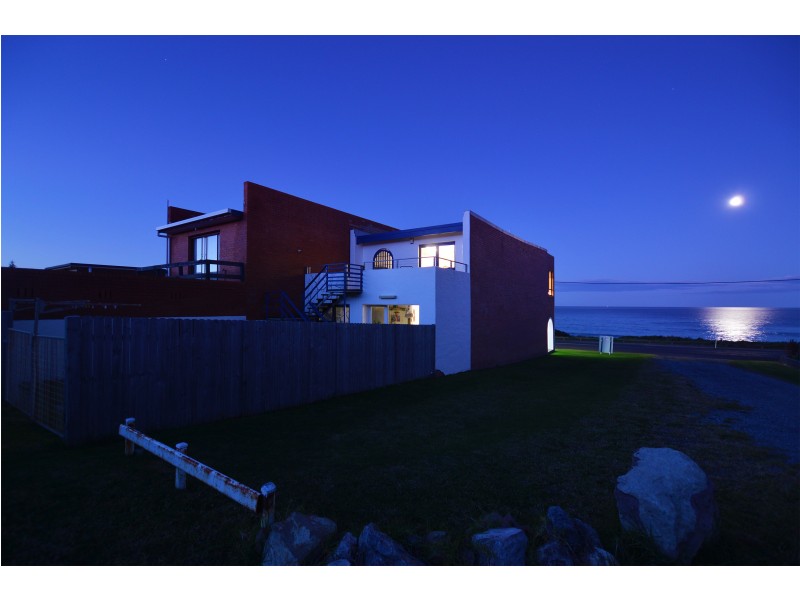 73 Dalmeny Drive, Kianga NSW 2546