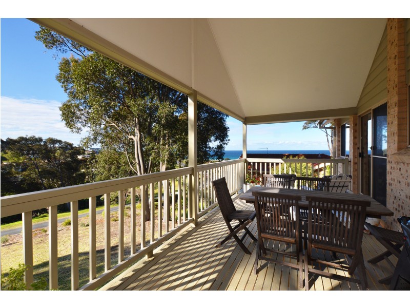 11 Beachview Close, North Narooma NSW 2546