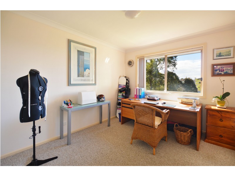 11 Beachview Close, North Narooma NSW 2546