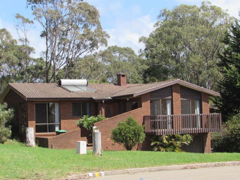 13 Woods Place, North Narooma NSW 2546