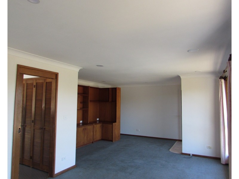 16 Isabel Street, Narooma NSW 2546