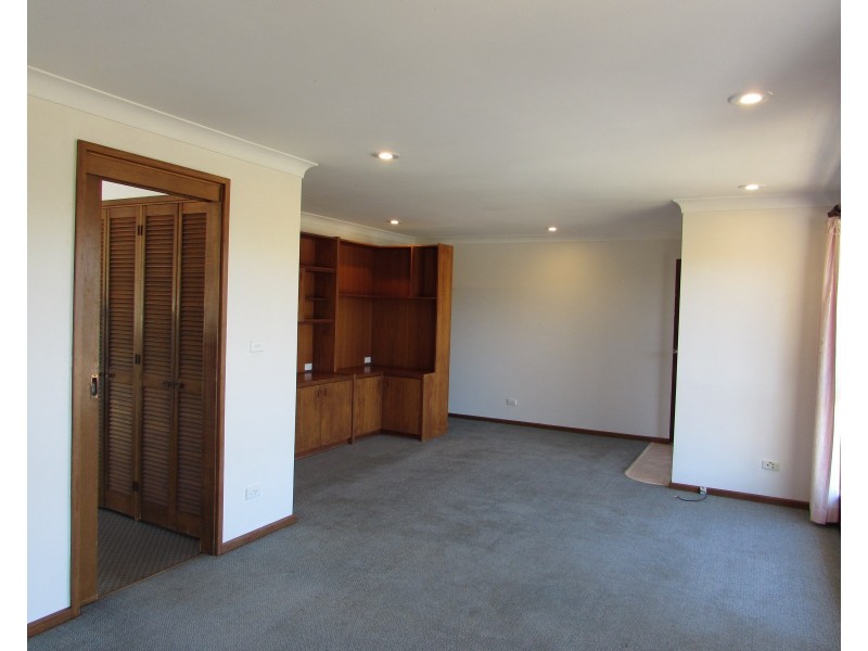 16 Isabel Street, Narooma NSW 2546