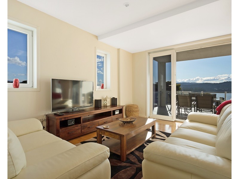 11/89 Campbell Street (Wharf Apartments), Narooma NSW 2546