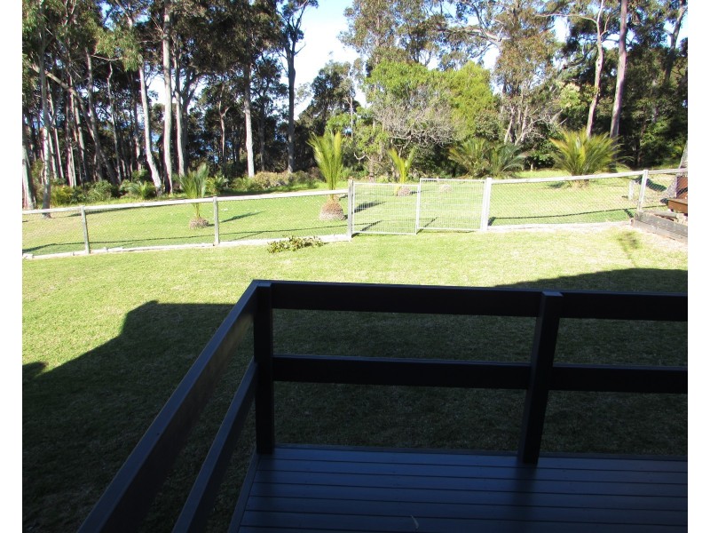 8 Woods Place, North Narooma NSW 2546