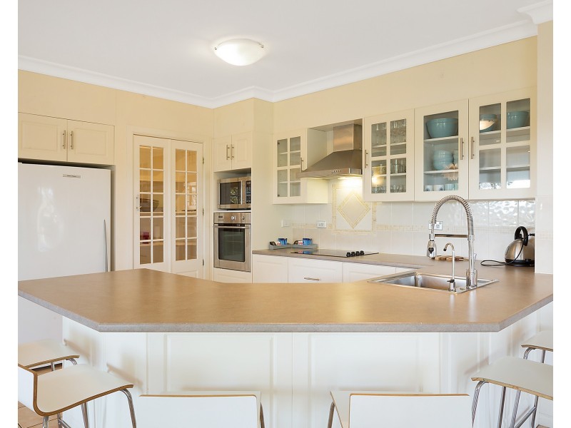 2 Gareth Avenue, Narooma NSW 2546