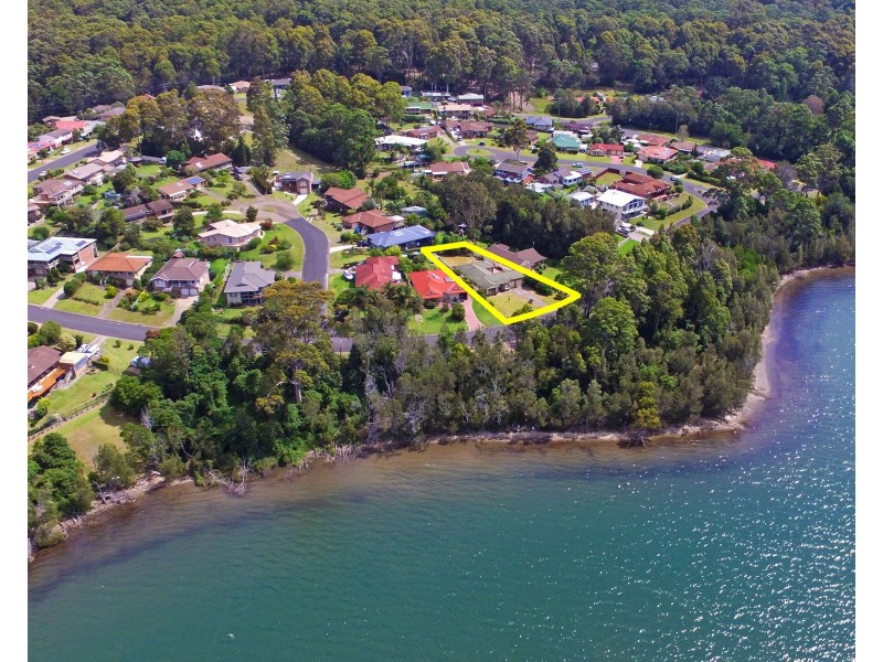 16 Mummaga Lake Drive, Dalmeny NSW 2546