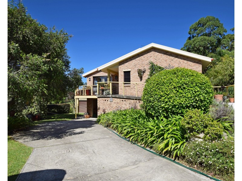 8 Brou Court, Dalmeny NSW 2546