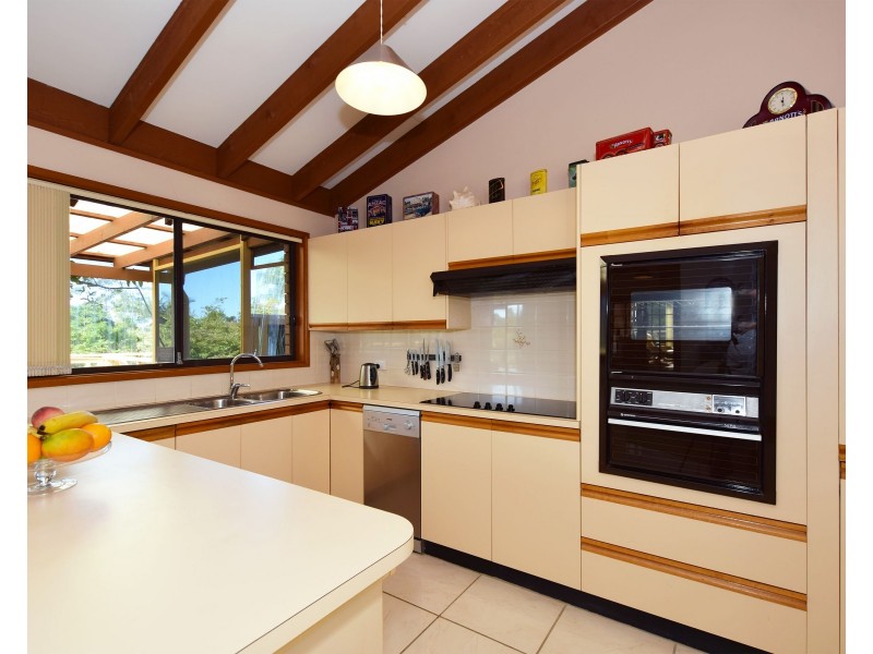 8 Brou Court, Dalmeny NSW 2546