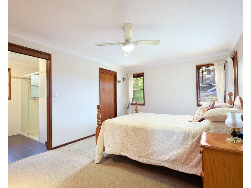 8 Brou Court, Dalmeny NSW 2546