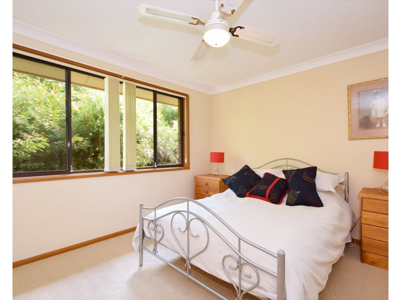 8 Brou Court, Dalmeny NSW 2546