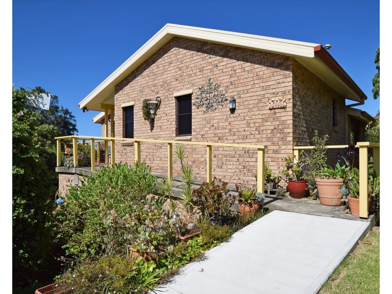 8 Brou Court, Dalmeny NSW 2546
