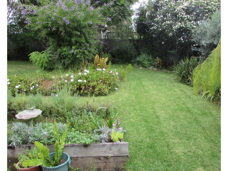 23 Barker Parade, Narooma NSW 2546