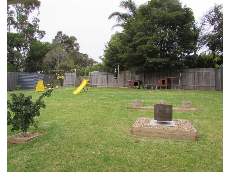 9 Yabbarra Drive, Dalmeny NSW 2546