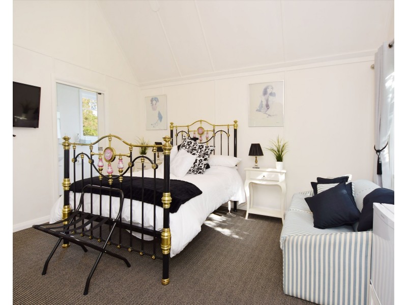 6 Wiltshire Lane, Bodalla NSW 2545
