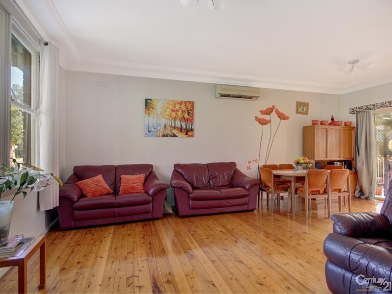 2e Chuter Avenue, Monterey NSW 2217