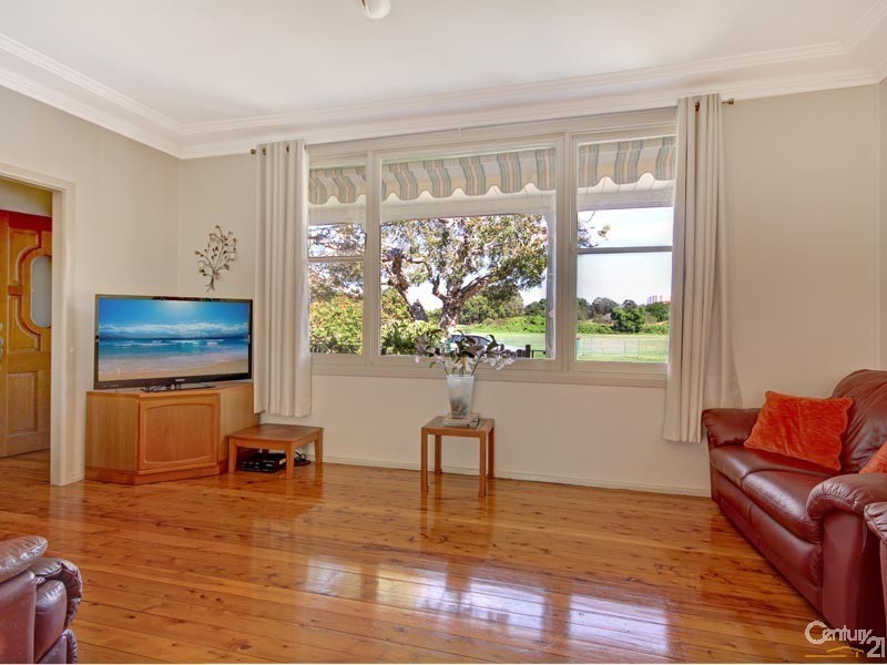 2e Chuter Avenue, Monterey NSW 2217