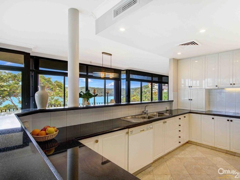 1/13 Waring Avenue, Caringbah South NSW 2229