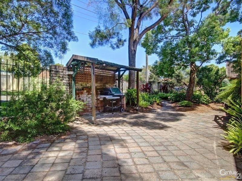 79 McRaes Ave, Penshurst NSW 2222