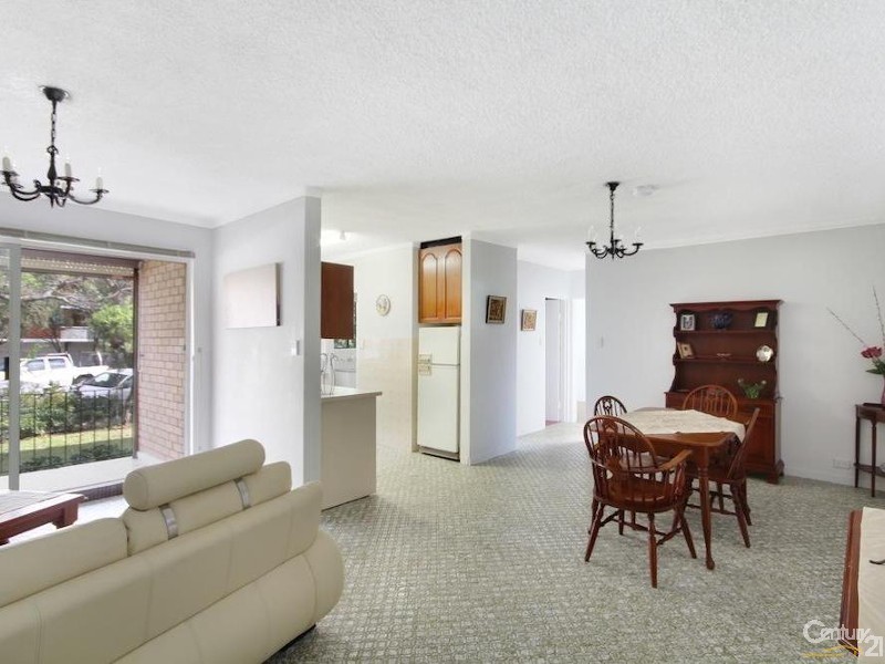 1/15-17 Grace Campbell Crescent, Hillsdale NSW 2036