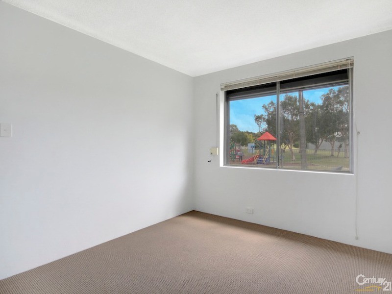 1/15-17 Grace Campbell Crescent, Hillsdale NSW 2036