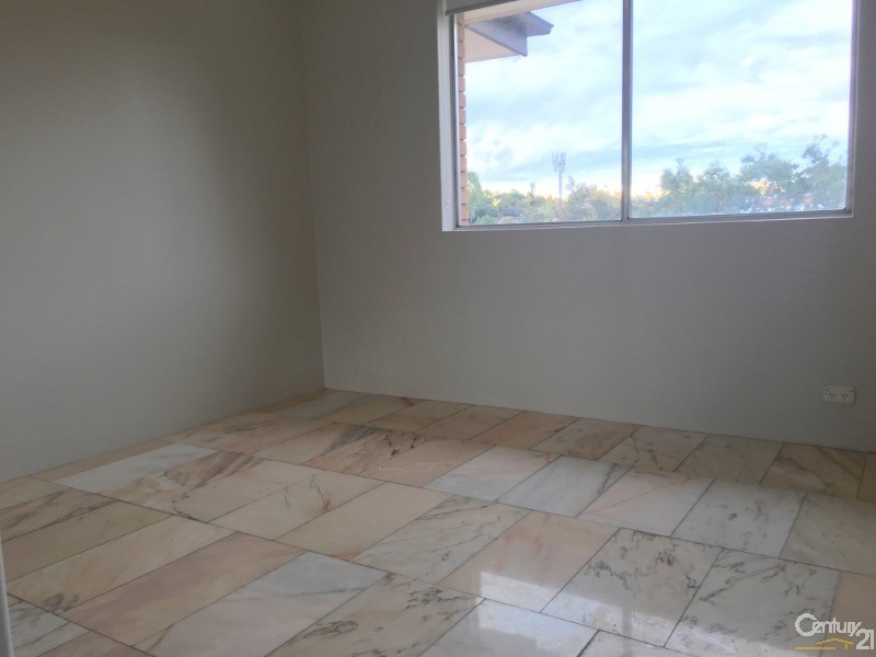 10/17 Grace Campbell Crescent, Hillsdale NSW 2036