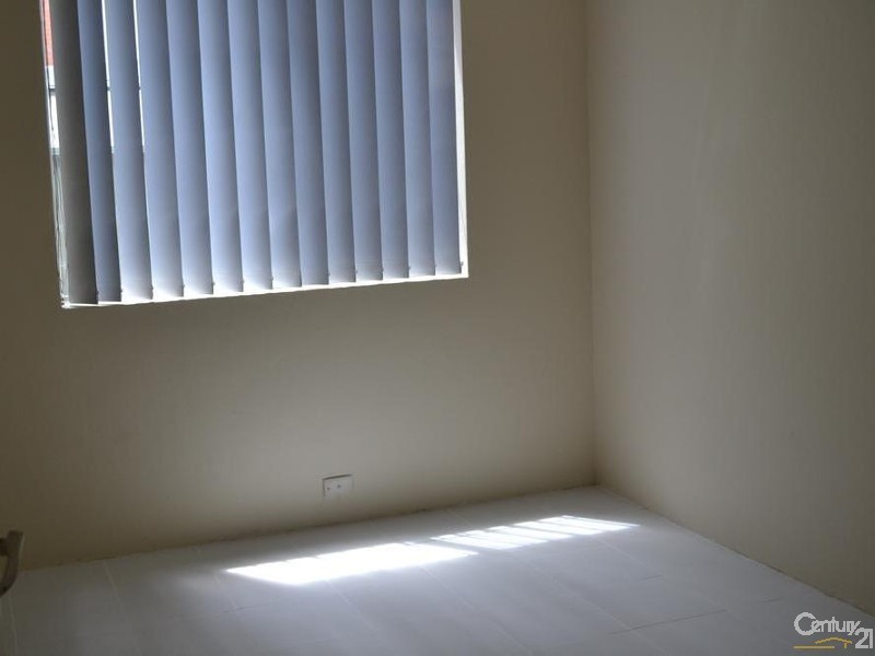 2/10 Brittain Crescent, Hillsdale NSW 2036