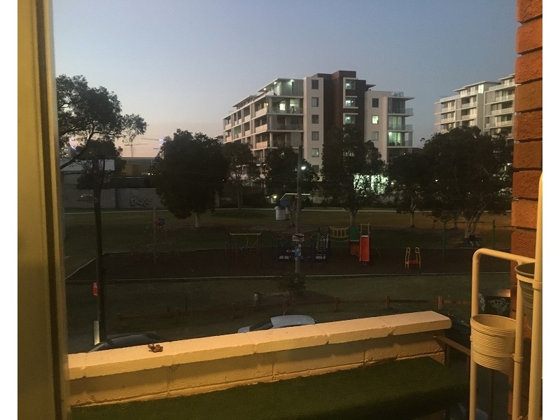 6/16  Grace Campbell Crecent, Hillsdale NSW 2036