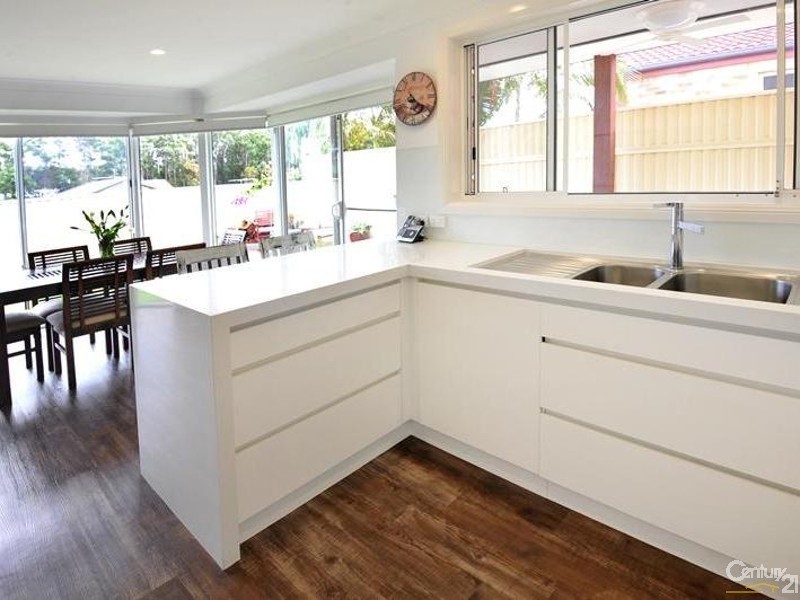 9 Wave Close, Toormina NSW 2452