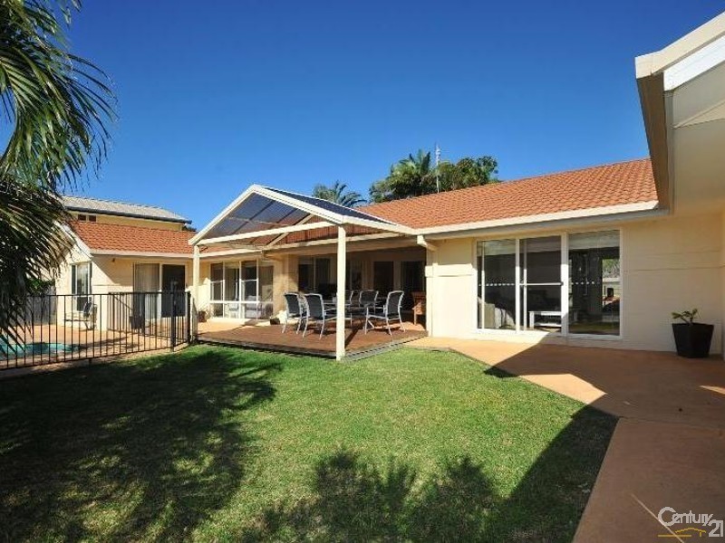 23 Bluewater Place, Sapphire Beach NSW 2450