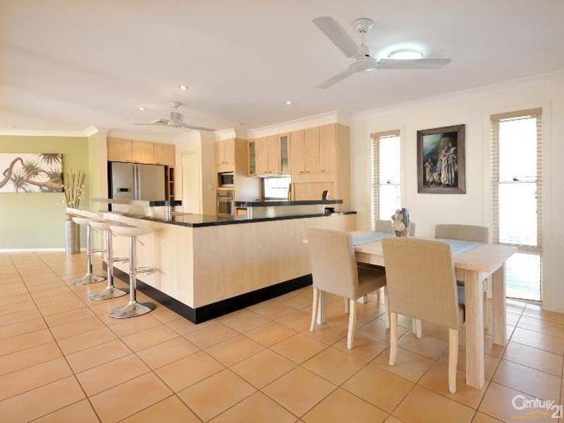 23 Bluewater Place, Sapphire Beach NSW 2450