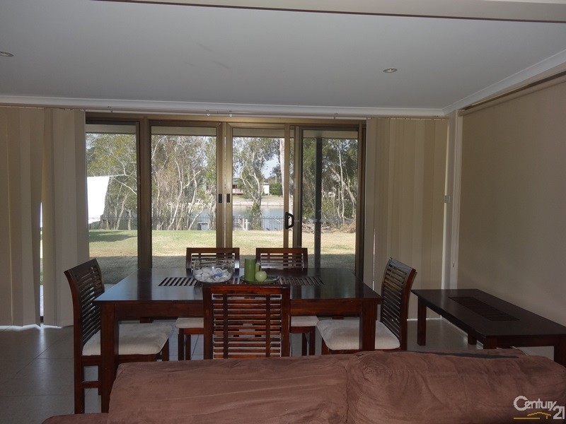 16 Island Place, Urunga NSW 2455