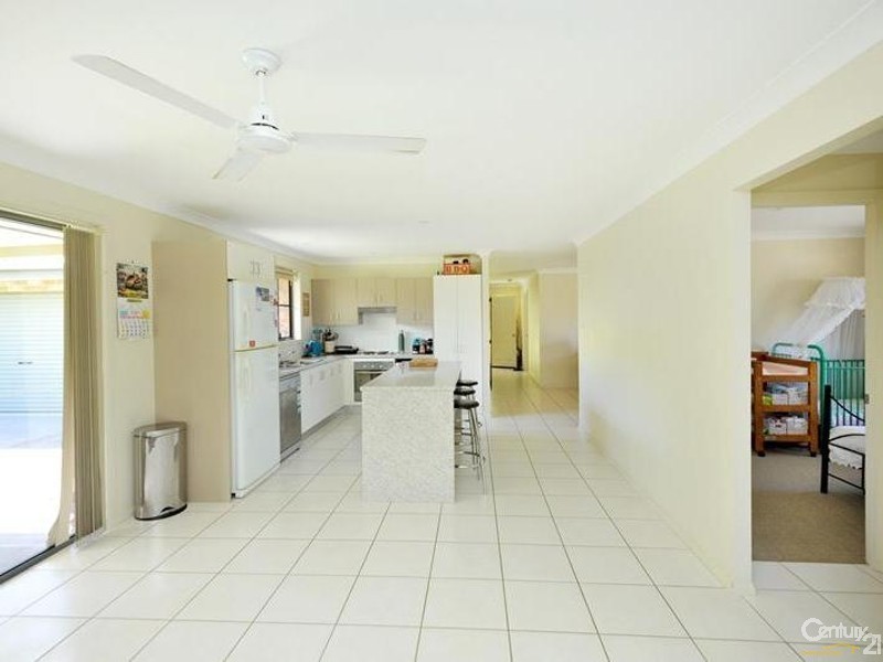 10 Paddymelon Circuit, Bonville NSW 2441