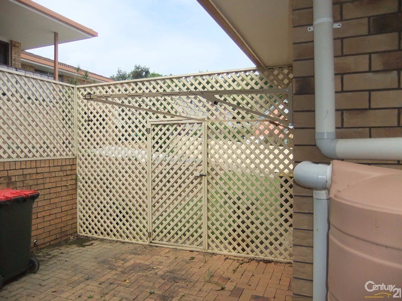 2/24 Eleventh Avenue, Sawtell NSW 2452