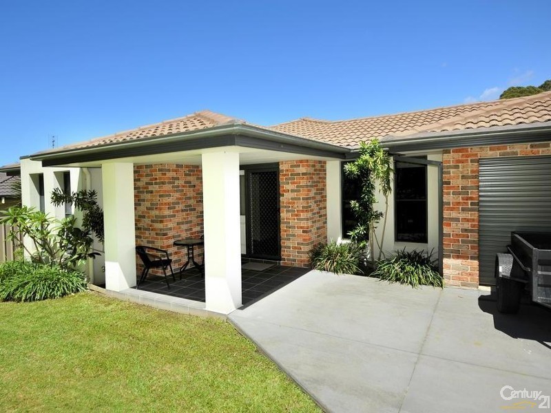 10 Paddymelon Circuit, Bonville NSW 2441