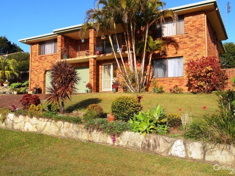 16 Tambar Place, Urunga NSW 2455